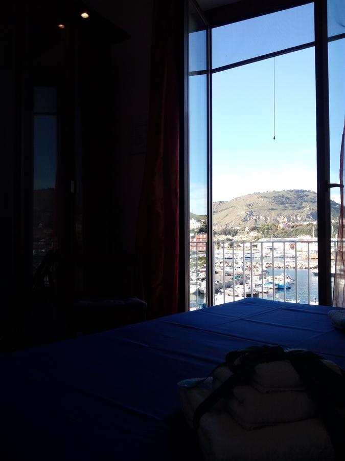Bed and Breakfast Aria Di Mare Dimorra à Pouzzoles Extérieur photo